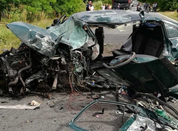 53-годишен шофьор загина при катастрофа край Пловдив, съобщават от полицията