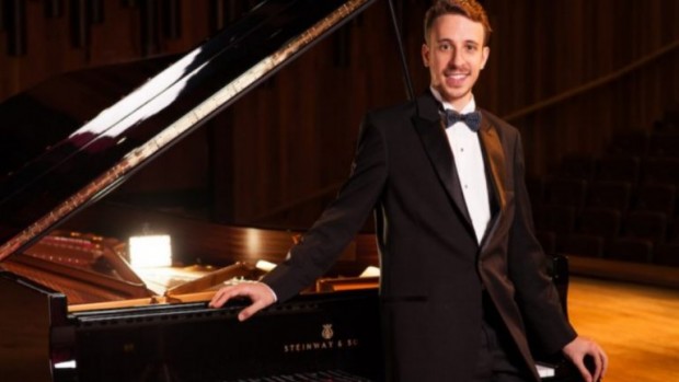 Концертът на световноизвестния бразилски пианист Пабло Роси в Бургас се