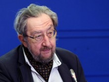 Социологът Юлий Павлов: Политиците влизат в собствения си капан 