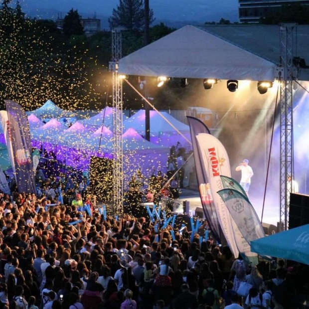 Фестивалът, който вдъхнови хиляди млади хора TEEN BOOM FEST, вече