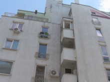 Полицаи са помогнали на Семерджиев след катастрофата, за да влезе в апартамента си