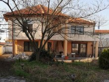Вълна от негодувание заради обява за продажба на къща на 9 км от Пловдив