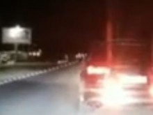 Появи се ново скандално видео с джипа на Семерджиев, полицията май е работила за него