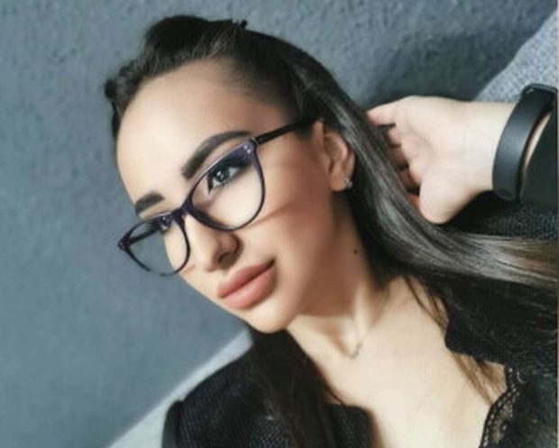 От социалните мрежи изчезнаха всички профили на Симона Радева служителката