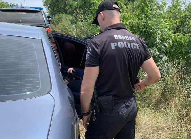 За истински екшън съобщиха преди минути от Гранична полиция Бургас