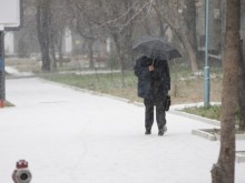 Арктически студове и снежни бури сковават Европа, подминават Пловдив