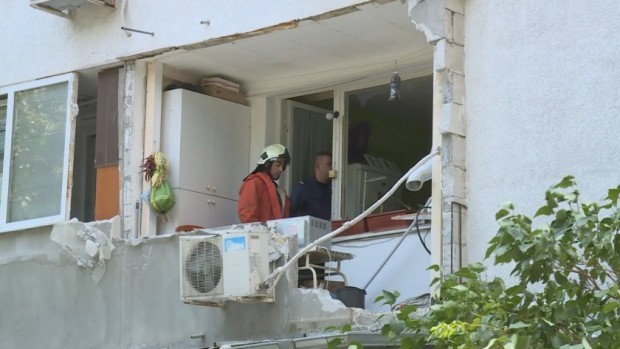 Както Varna24 bg съобщи възрастна жена е пострадала при взрив в