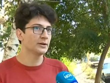 Говори тийнейджърът, изоставен от учители на летището във Франкфурт: Почувствах се уплашен