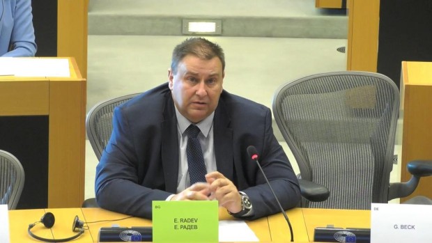 Евродепутатът от ГЕРБ ЕНП Емил Радев представи доклада си относно изменението