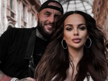 Сузанита заголи корема в Милано