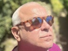 Няма да го познаете, подстрига косата и махна брадата