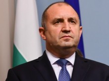 Радев обяви графика за консултации преди връчването на третия мандат