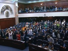 Парламентът на Северна Македония одобри френското предложение