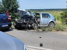 Погребение вместо кръщене след зловещата катастрофа на пътя Плевен - Ловеч