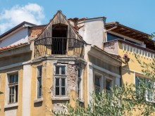 Разруха и занемареност в центъра на Пловдив