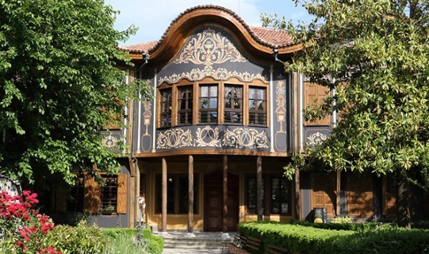 Директорите на Етнографския и на Природонаучния музей в Пловдив запазиха