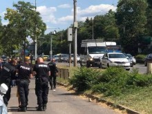 СДВР: Над 20 са задържани след боя между фенове на Ботев и Апоел, един полицай е в болница