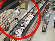 Няма да повярвате на тези кадри от охранителна камера! Мъже откраднаха алкохол за 2160 лева! 