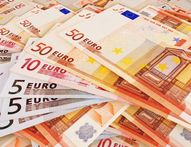 Нов проблем в Скопие Спорят как да напишат евро но