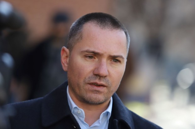 Джамбазки иска извинение от медии заради сбъркана новина.Евродепутатът от ВМРО