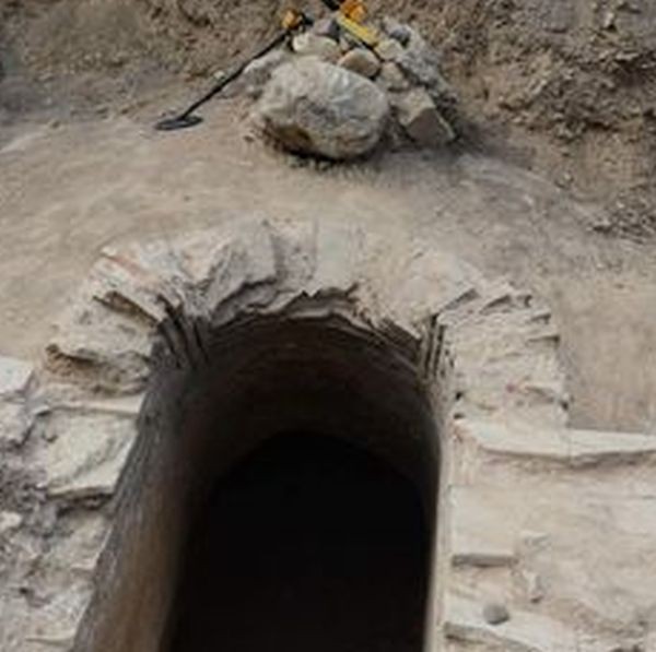 Откриха древна гробница на раннохристиянски мъченик от 2 век в