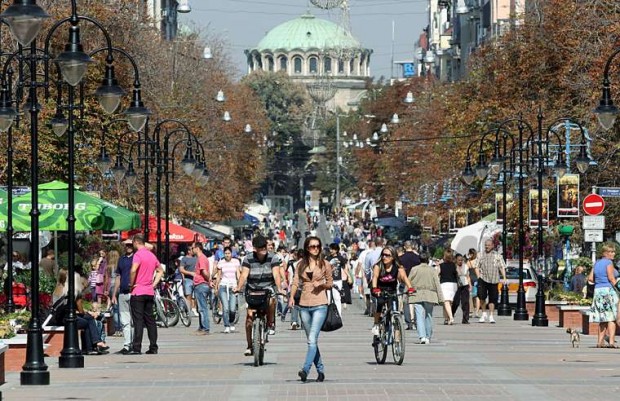 Очертава се все по-голяма разлика между доходите в София и
