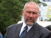 Проф. Николай Овчаров: Не признаваме македонския език, защото е преработен български