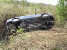 13-годишно момче направи сериозни поразии с колата на майка си край Пловдив