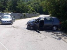 Сблъсък между два автомобила близо до Пловдив, има пострадали