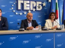 ГЕРБ: Президентът да даде срок до 26 юли на Нинова да върне мандата