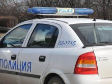 Полицията спипа двама млади столичани в Китен с канабис