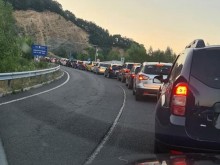 Близо 5000 автомобила минават през ГКПП "Маказа" на денонощие