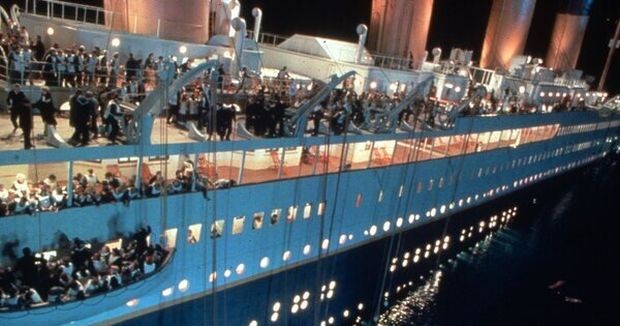 Звездата от Титаник Дейвид Уорнър е починал съобщава Дейли мейл 80 годишният