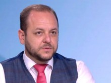 Сандов за "Брикел": Пуши отвсякъде, такова предприятие не би трябало да работи никъде в Европа