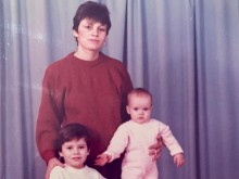 Познахте ли я? Тв синоптичка трогна с детските си снимки