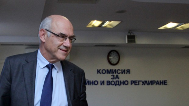 Депутатите одобриха предложението бившият председател Иван Иванов на КЕВР да продължи