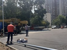 И жегата не може да спре работата в "Източен"