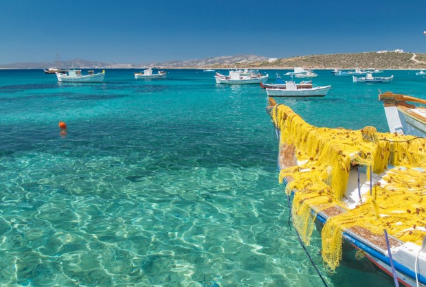 Гърция е препълнена с туристи, затова планира удължаване на туристическия