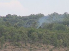 Потушен е пожарът в складовете за боеприпаси край Карнобат