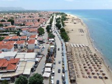 Българи се оплакаха от кражби в Гърция: Крадци ги нападали и през деня, разбиват коли и пускат сънотворен газ