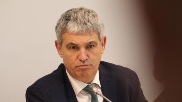 Президентът на КНСБ Пламен Димитров отправи покана за спешна среща