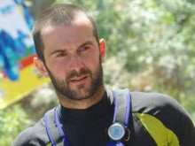 Алергичен към пчели мъж произвежда билков мед
