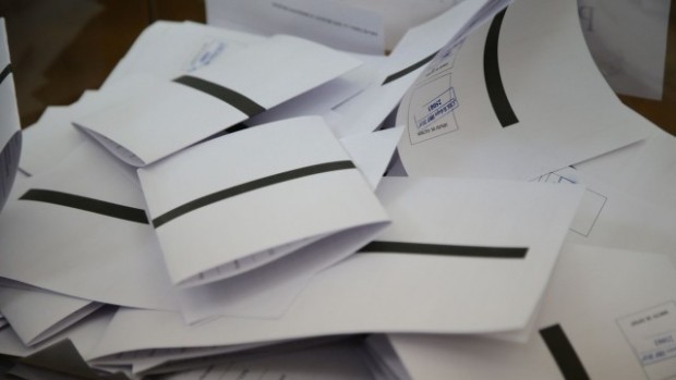 Централната избирателна комисия утвърди образците на изборни книжа за предстоящите