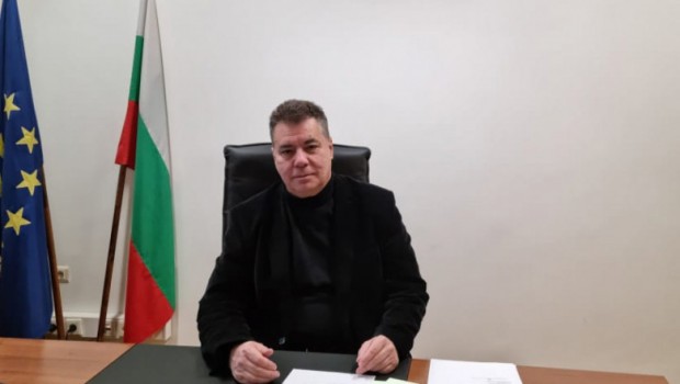 С решение на Министерския съвет Борис Михайлов е назначен за