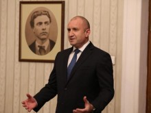 Радев: Двете служебни правителства показаха, че е възможно да се води борба срещу купения вот