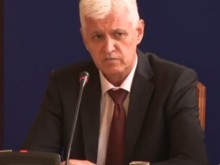 Служебният министър на отбраната: Има риск!