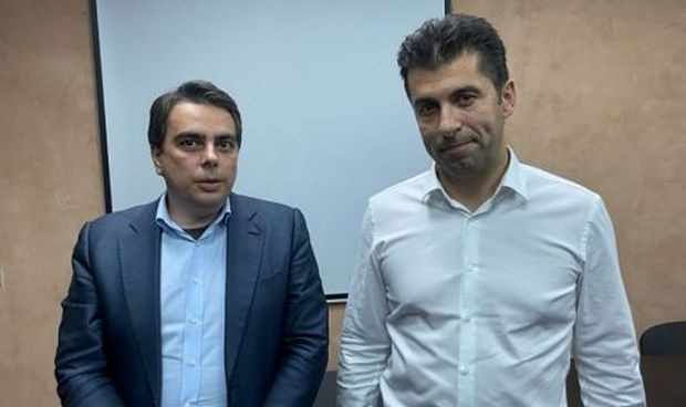 Кирил Петков и Асен Василев да си търсят добри адвокати.