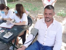 Десетки премериха кръвното си, сред тях и кметът на "Централен"