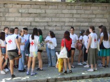Младежи с благородна инициатива на едно от пловдивските тепета