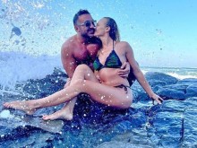 Певецът Константин с екстремна фотосесия
